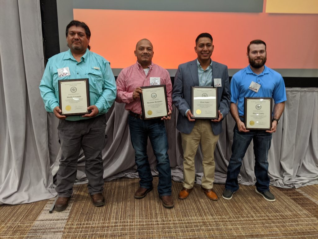 Certified Ginners Receive Award